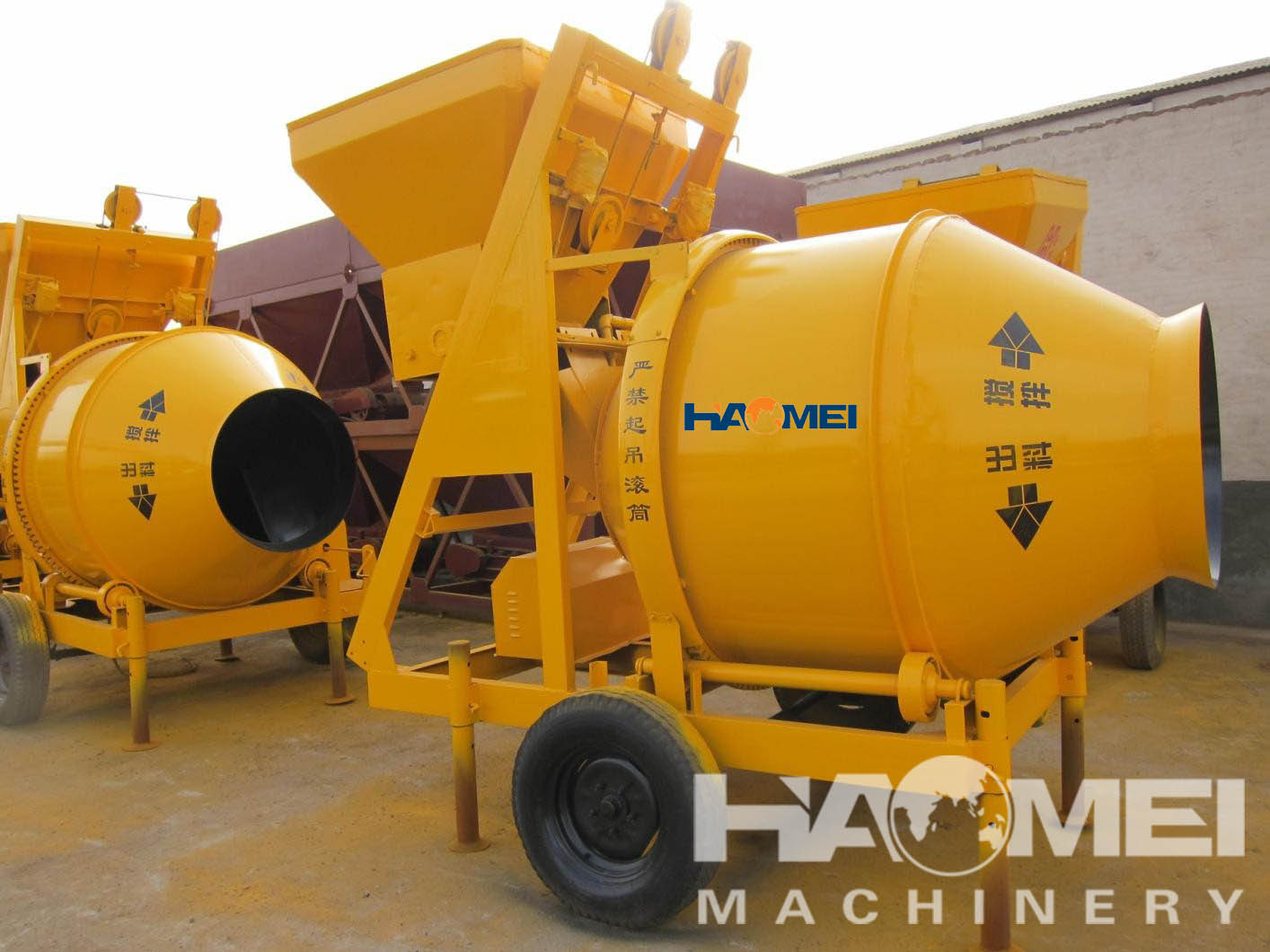 portable concrete mixer