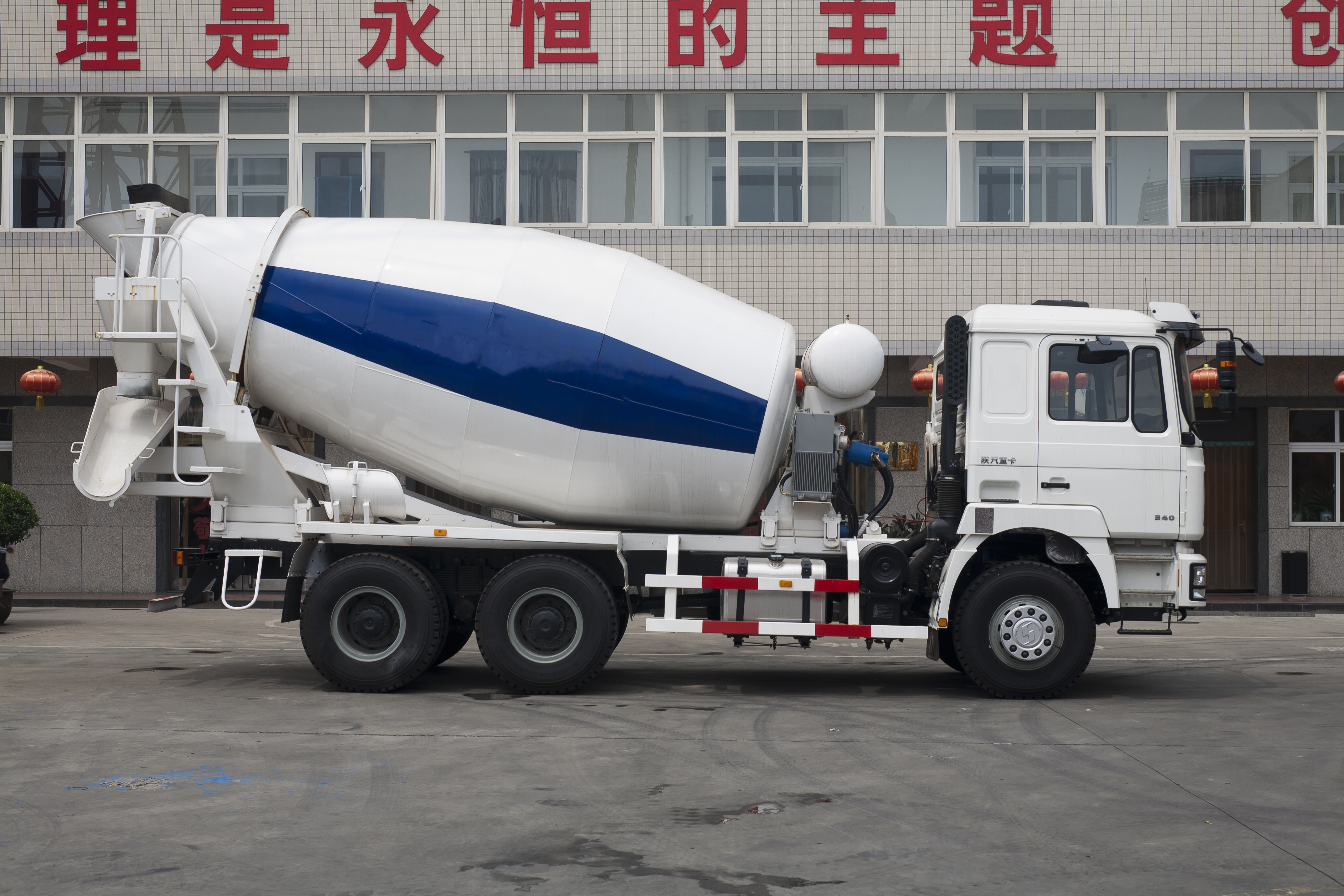 Concrete Mixer Truck